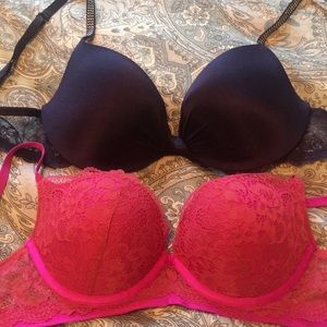 La Senza 32 C Push Up Bras Ble and Pink Lace